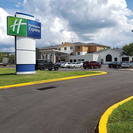 Holiday Inn Express Hotel Pittsburgh-North/Harmarville By Ihg Dış mekan fotoğraf